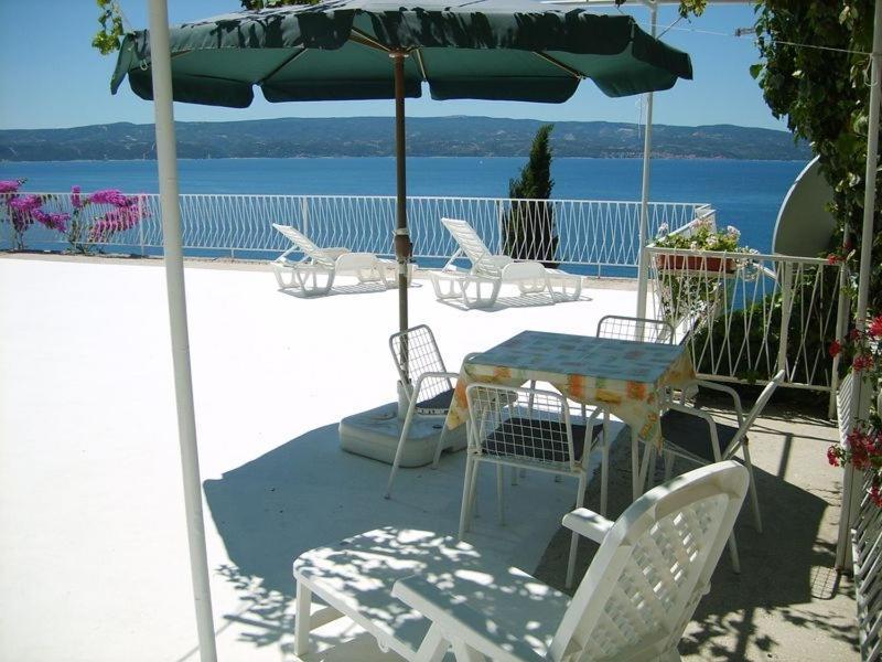Apartment In Omis With Sea View, Balcony, Air Conditioning, Wi-Fi Exterior photo