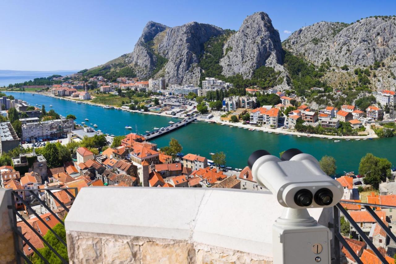 Apartment In Omis With Sea View, Balcony, Air Conditioning, Wi-Fi Exterior photo